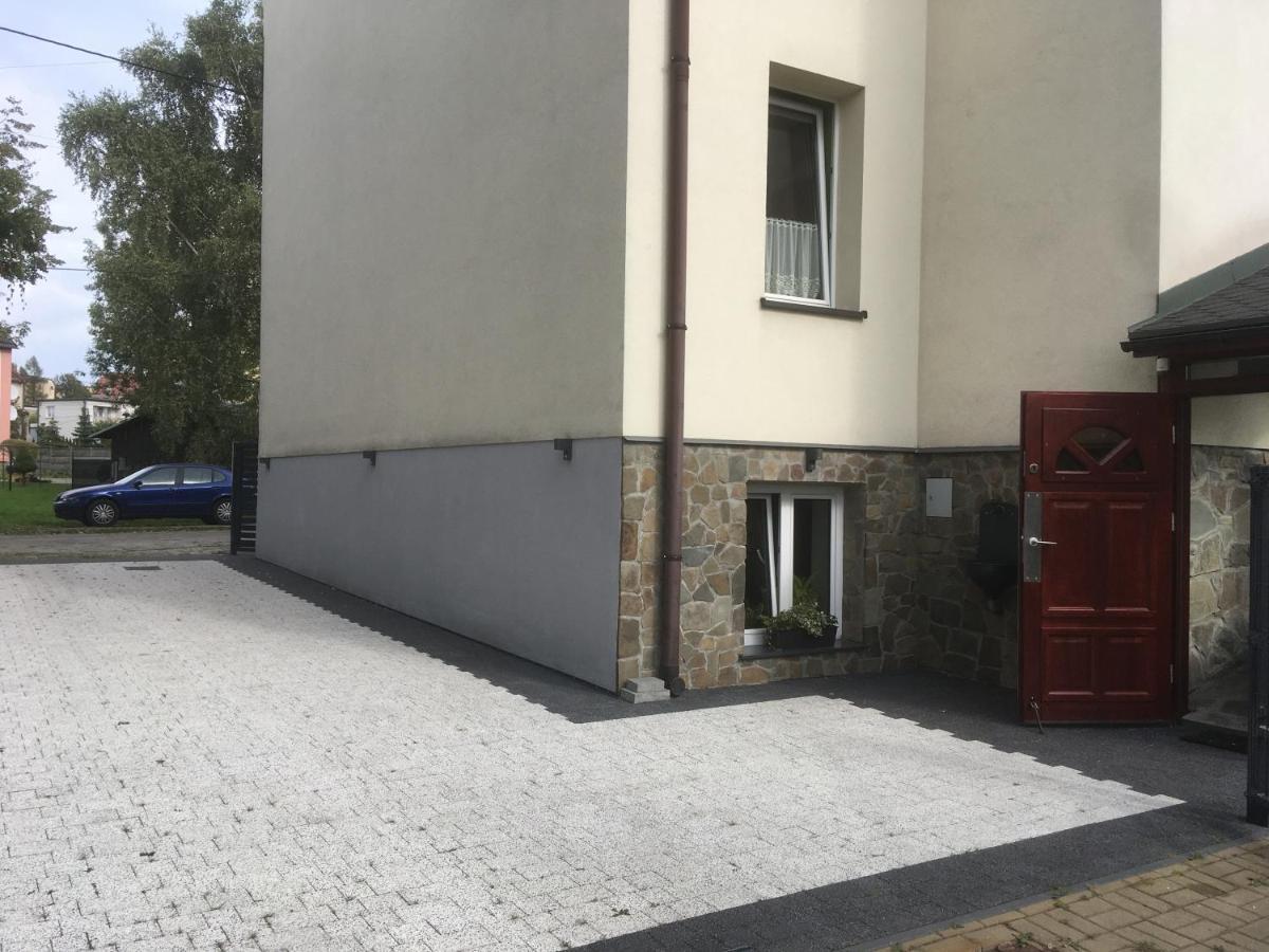 Green Apartment House Bielsko-Biala Exterior photo
